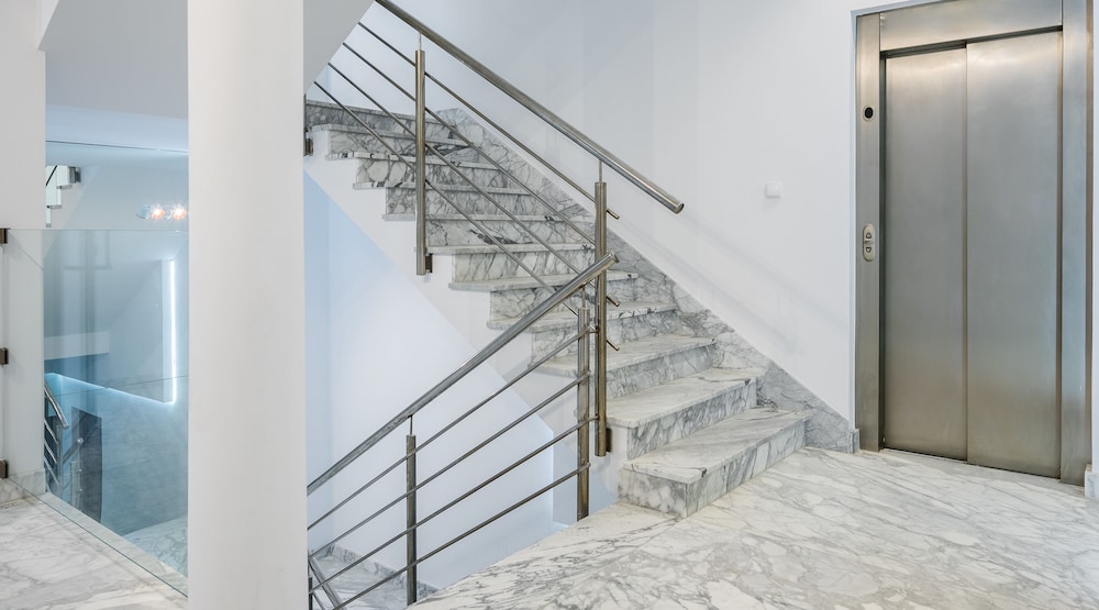 Vistula Boutique Exclusive Apartments — Hotel building in Krakow, Lesser Poland