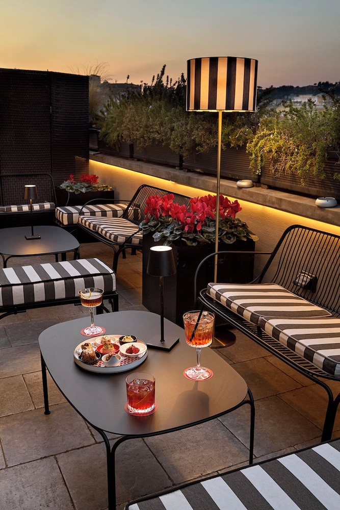 Trianon Borgo Pio — Restaurant & bars in Rome, Lazio