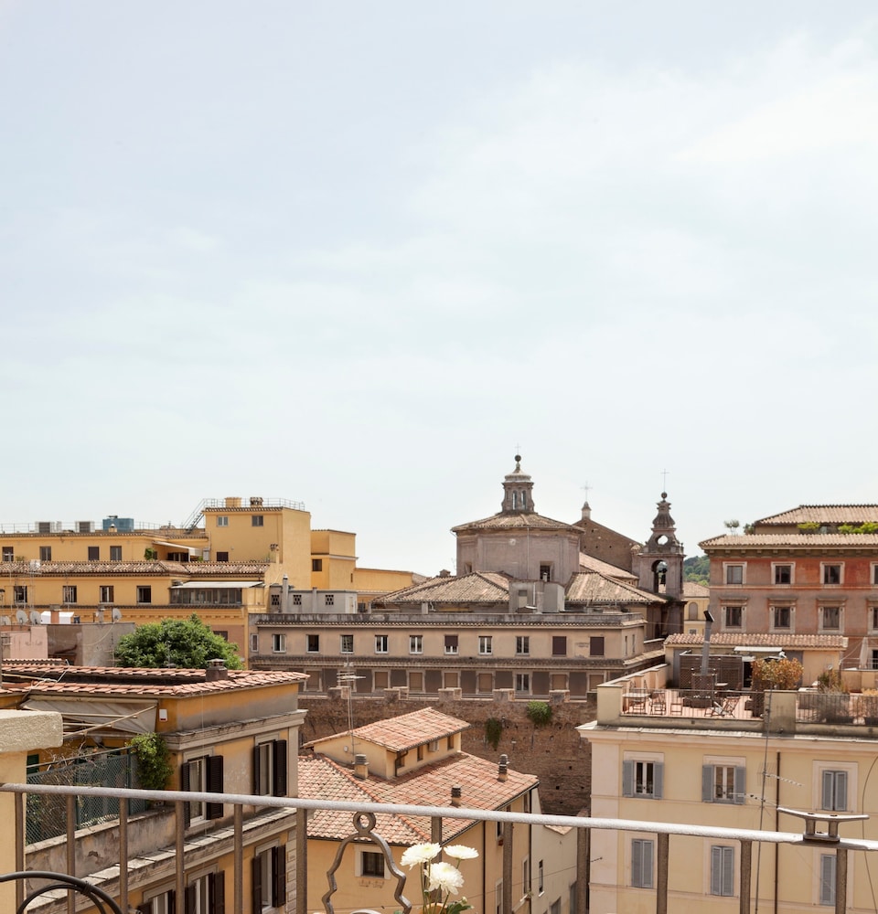 Trianon Borgo Pio — Attractions in the area in Rome, Lazio