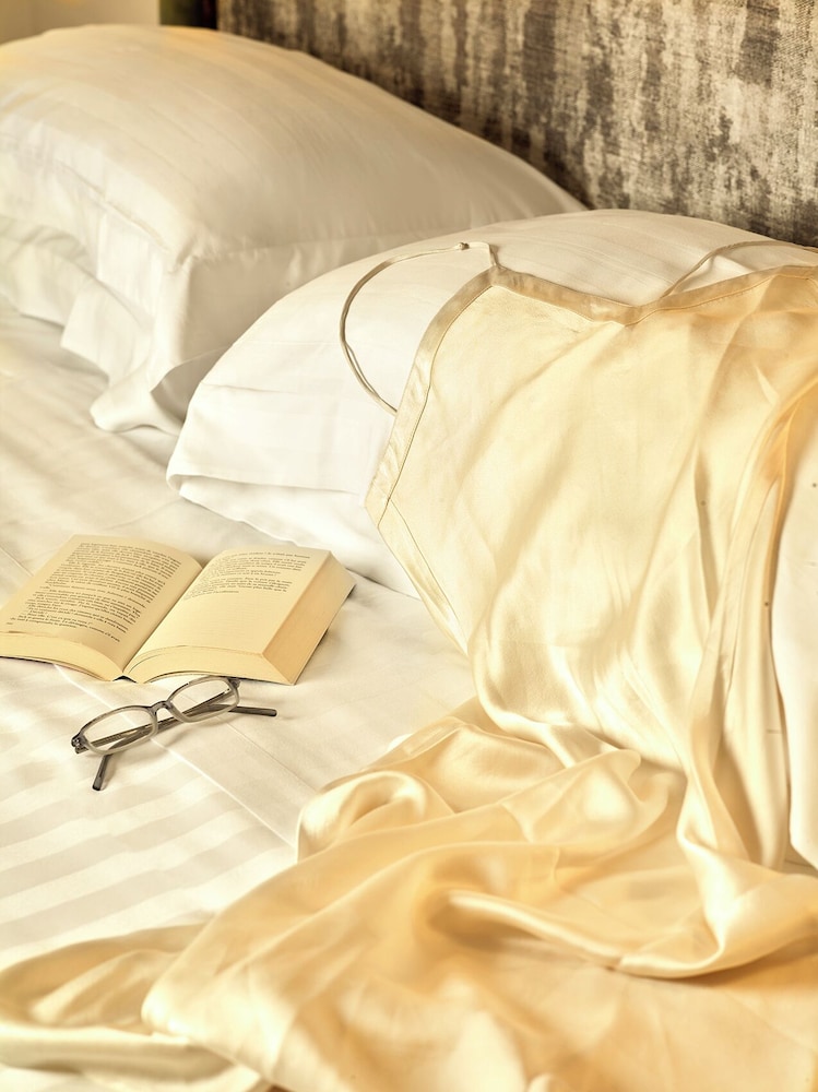 Trianon Borgo Pio — Hotel rooms in Rome, Lazio