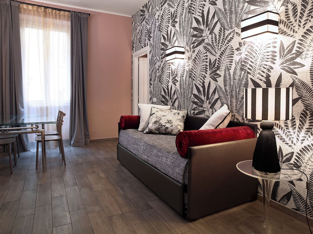 Trianon Borgo Pio — Hotel rooms in Rome, Lazio
