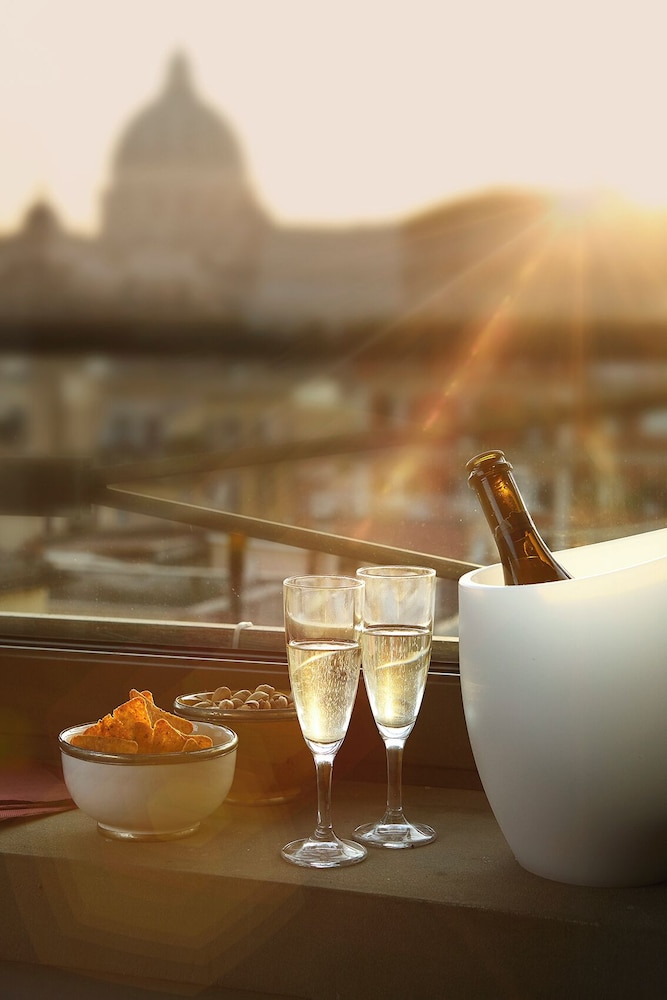 Trianon Borgo Pio — Restaurant & bars in Rome, Lazio