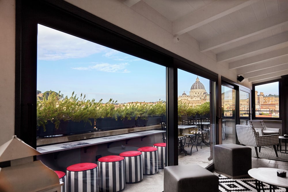 Trianon Borgo Pio — Restaurant & bars in Rome, Lazio