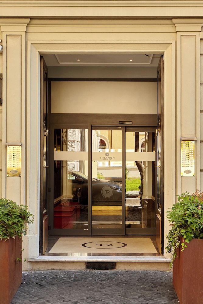Trianon Borgo Pio Aparthotel - zdjęcie 3