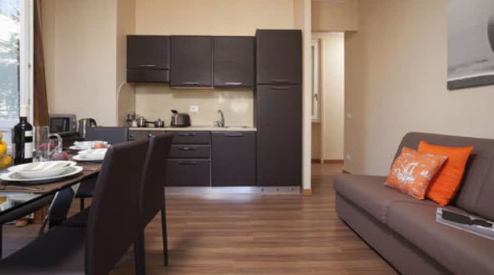 Trianon Borgo Pio — Hotel rooms in Rome, Lazio