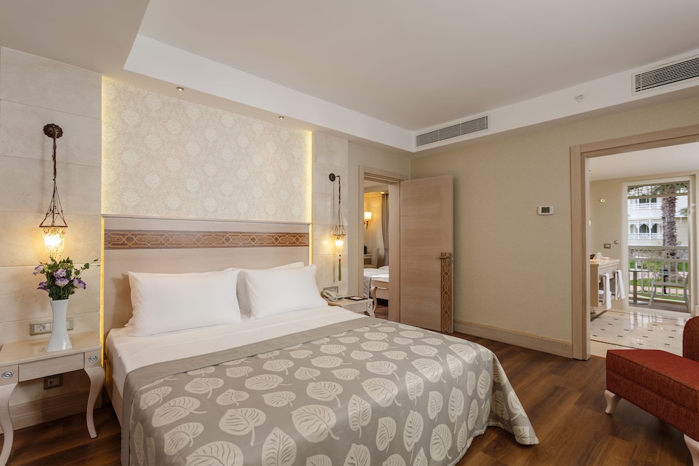 Güral Premier Belek - All Inclusive — Hotel rooms in Belek