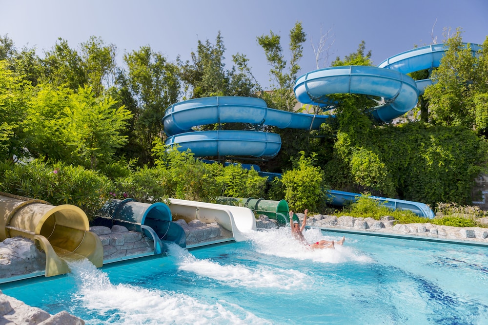Güral Premier Belek - All Inclusive — Swimming pool in Belek