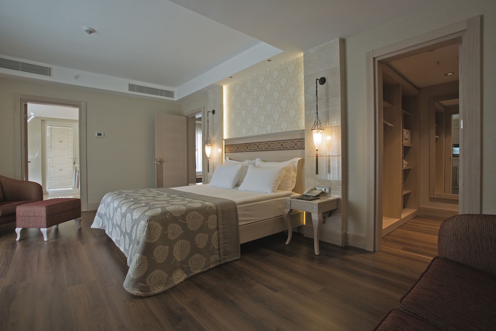 Güral Premier Belek - All Inclusive — Hotel rooms in Belek