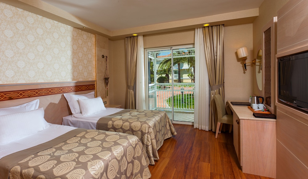 Güral Premier Belek - All Inclusive — Hotel rooms in Belek
