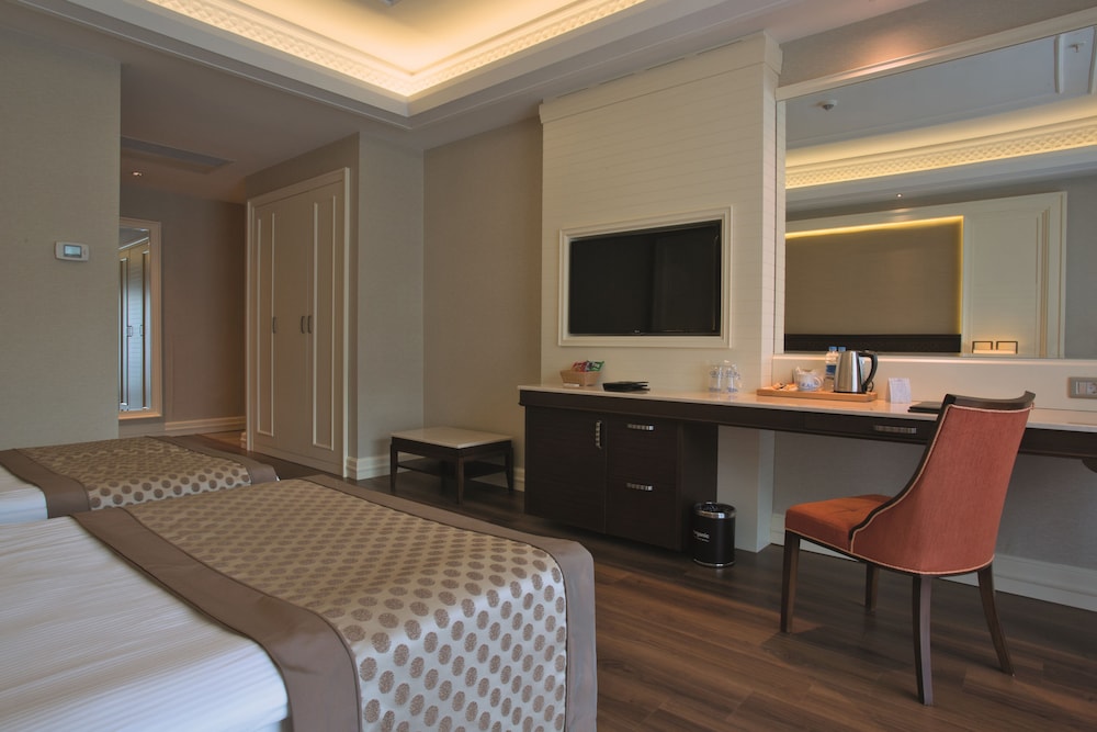Güral Premier Belek - All Inclusive — Hotel rooms in Belek