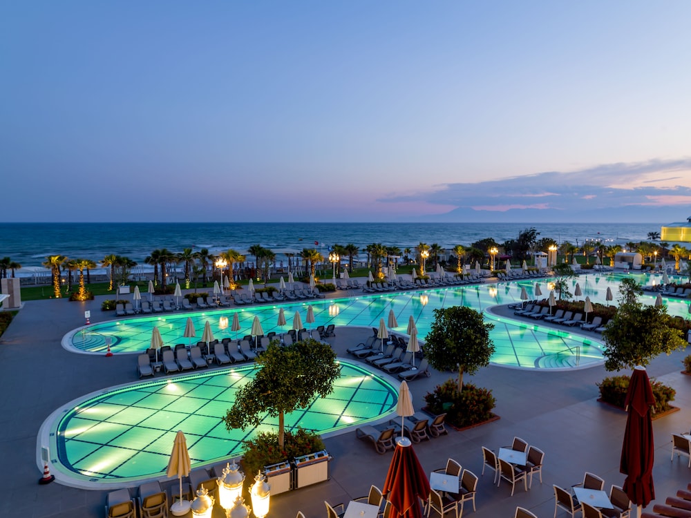 Güral Premier Belek - All Inclusive — Swimming pool in Belek