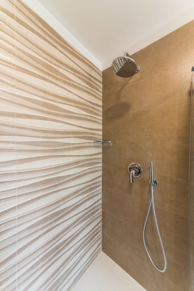 Torre Cintola Greenblu Sea Emotions — Hotel rooms in Monopoli, Apulia