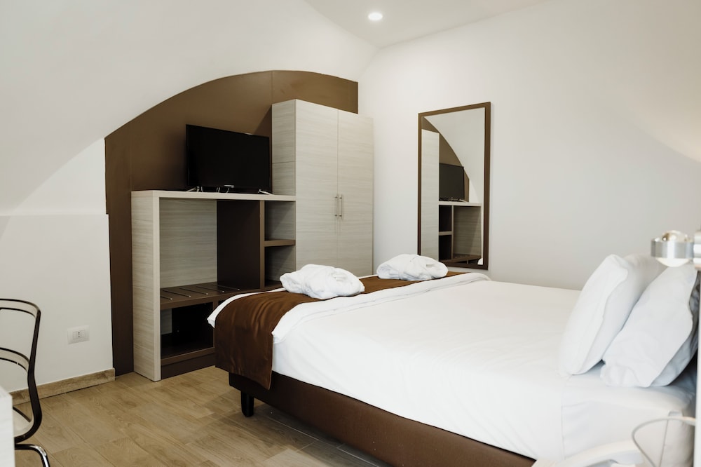 Torre Cintola Greenblu Sea Emotions — Hotel rooms in Monopoli, Apulia
