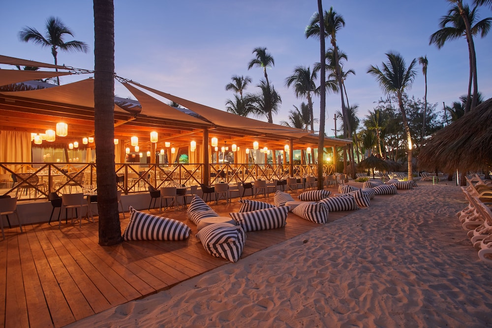 Bahia Principe Explore Esmeralda - Hyatt Inclusive Collection - All Inclusive — Restaurant in Bavaro, La Altagracia