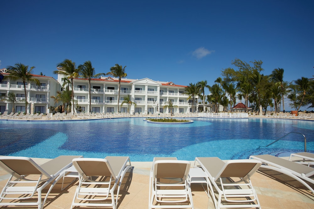 Bahia Principe Explore Esmeralda - Hyatt Inclusive Collection - All Inclusive — Pool in Bavaro, La Altagracia