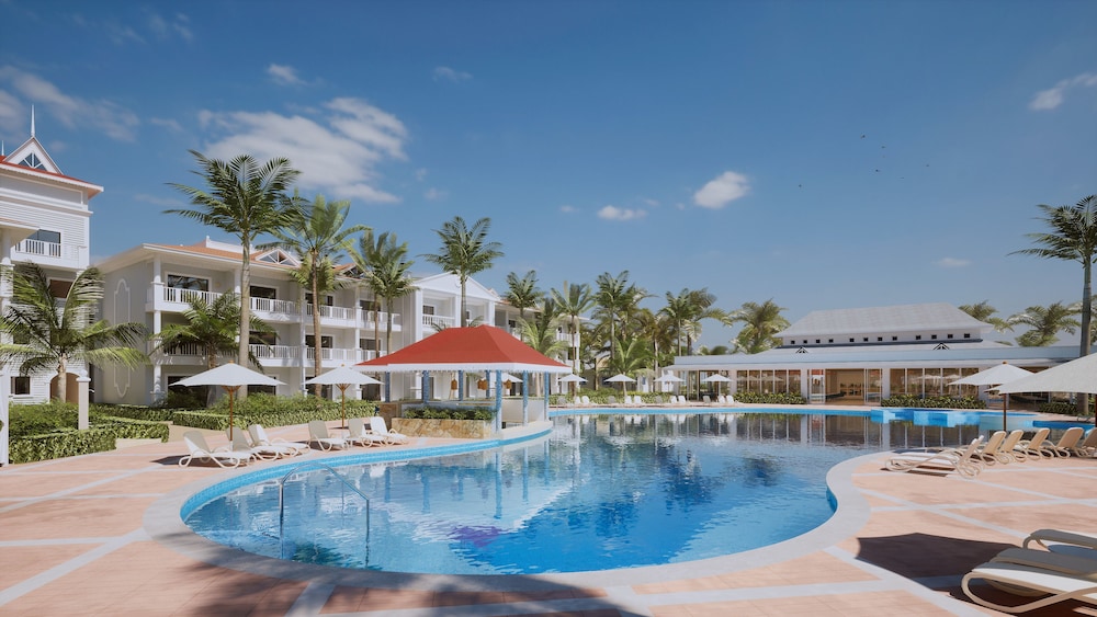 Bahia Principe Explore Esmeralda - Hyatt Inclusive Collection - All Inclusive — Pool in Bavaro, La Altagracia