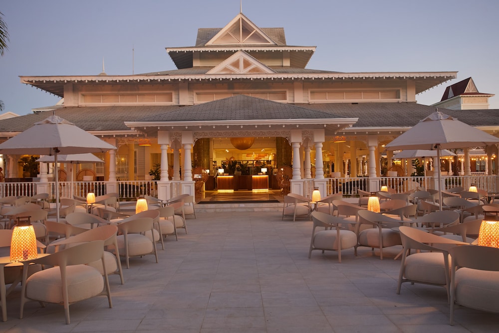 Bahia Principe Explore Esmeralda - Hyatt Inclusive Collection - All Inclusive — Outdoor in Bavaro, La Altagracia