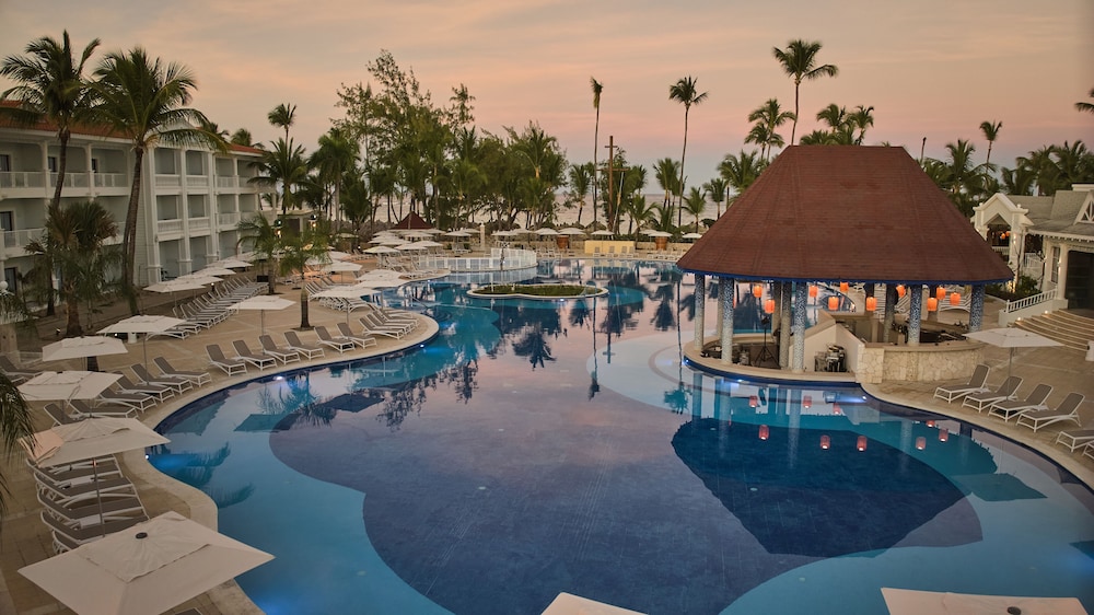 Bahia Principe Explore Esmeralda - Hyatt Inclusive Collection - All Inclusive — Pool in Bavaro, La Altagracia