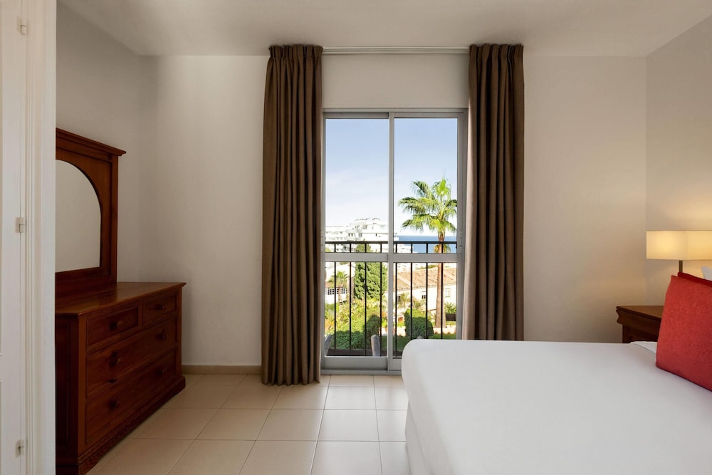 Ramada Hotel & Suites by Wyndham Costa del Sol — Hotel rooms in Mijas, Andalusia