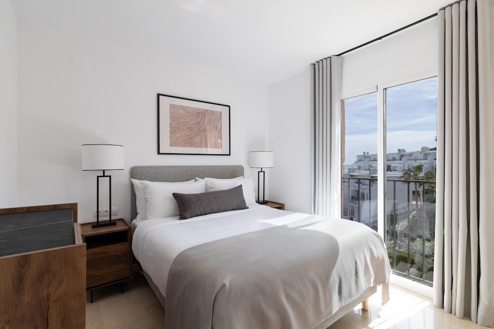 Ramada Hotel & Suites by Wyndham Costa del Sol — Hotel rooms in Mijas, Andalusia