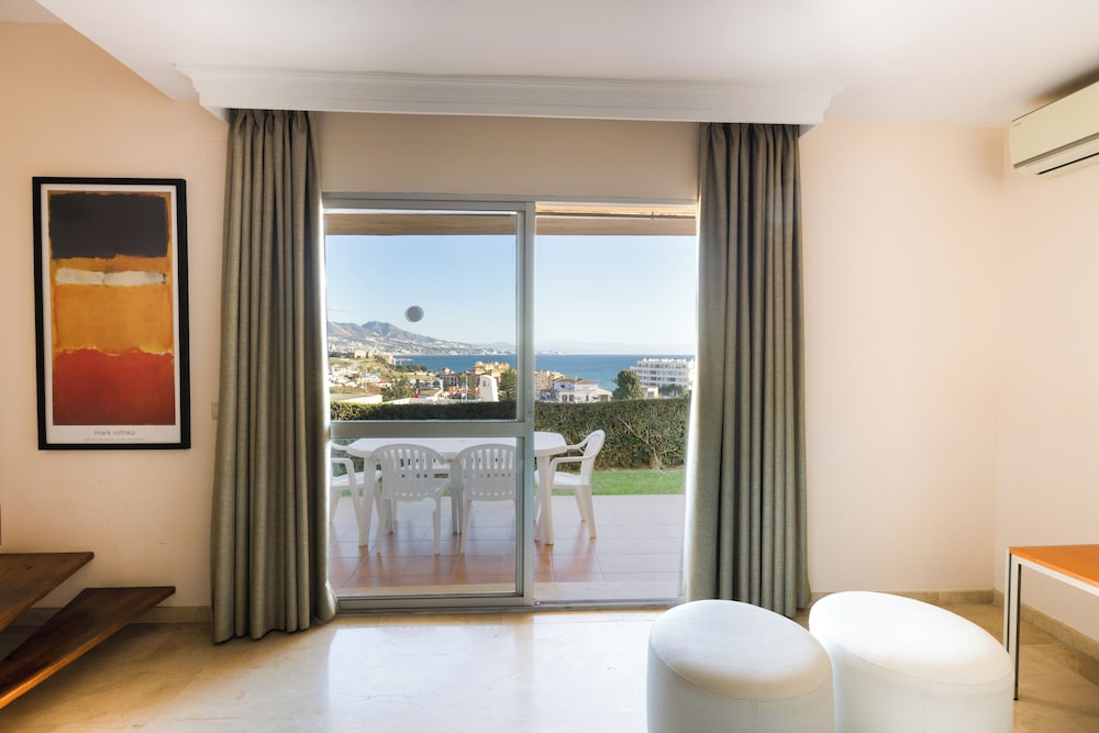 Ramada Hotel & Suites by Wyndham Costa del Sol — Hotel rooms in Mijas, Andalusia
