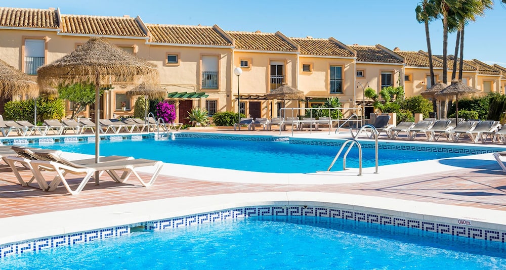 Ramada Hotel & Suites by Wyndham Costa del Sol — Swimming pool in Mijas, Andalusia
