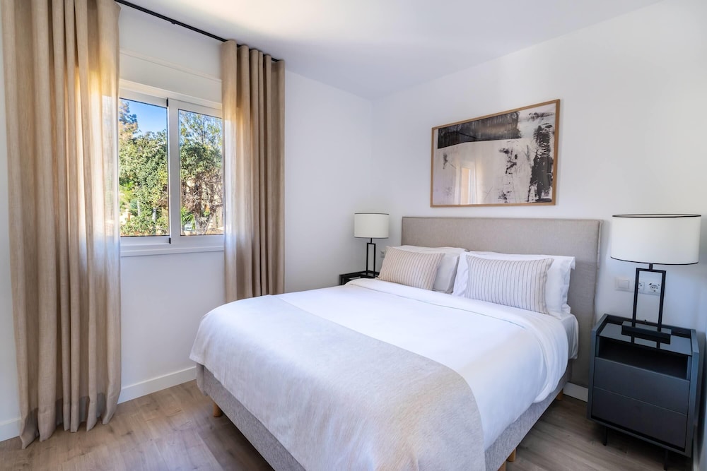 Ramada Hotel & Suites by Wyndham Costa del Sol — Hotel rooms in Mijas, Andalusia