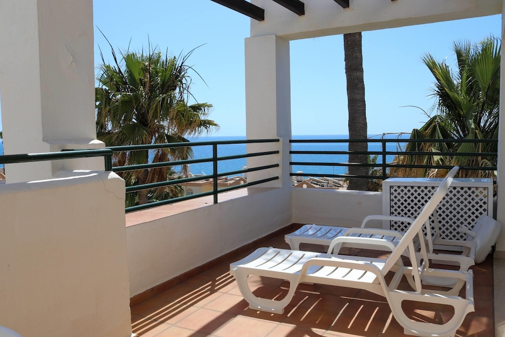 Ramada Hotel & Suites by Wyndham Costa del Sol — Hotel rooms in Mijas, Andalusia