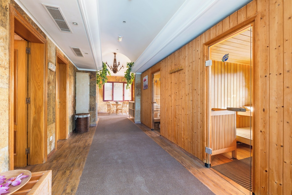 Hotel Esmeralda Maris by LIVVO — Spa in Costa Calma, Canary Islands