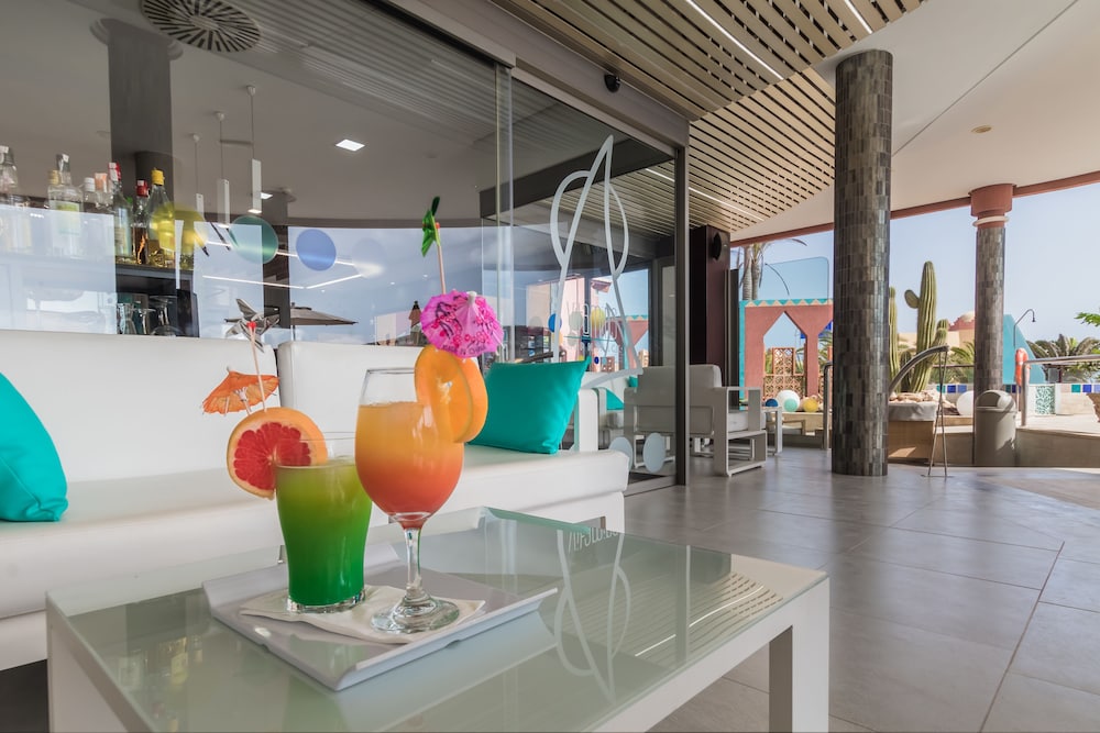 Hotel Esmeralda Maris by LIVVO — Restaurant & bars in Costa Calma, Canary Islands