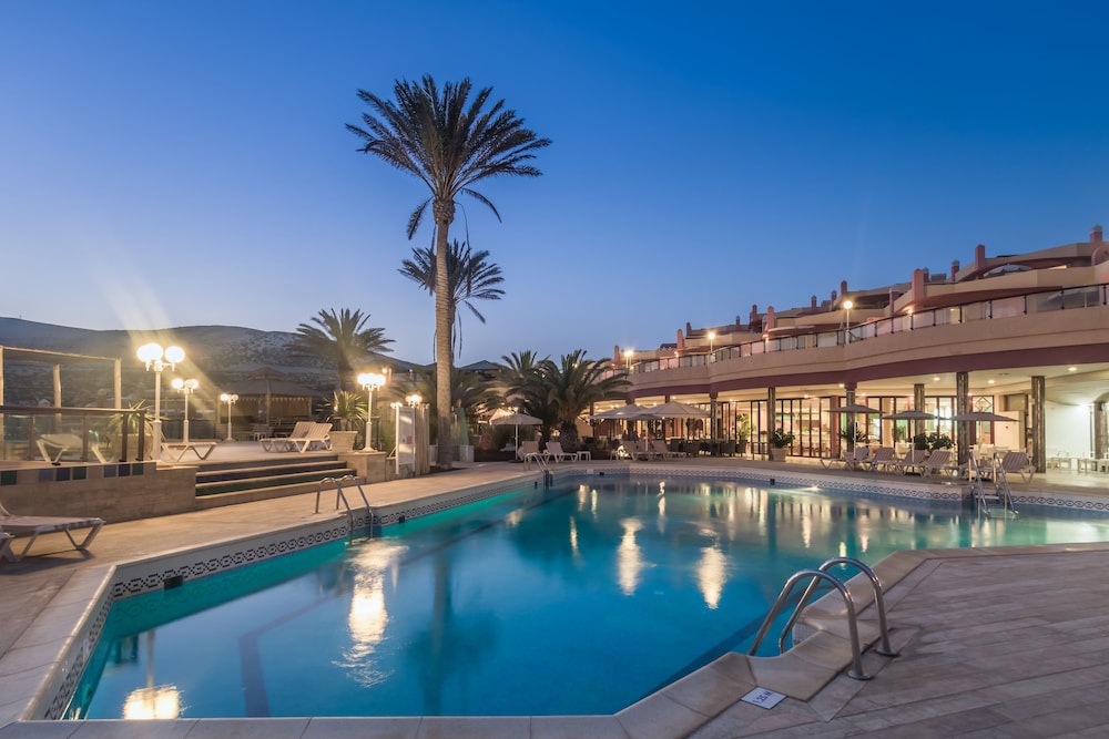 Hotel Esmeralda Maris by LIVVO — Swimming pool in Costa Calma, Canary Islands