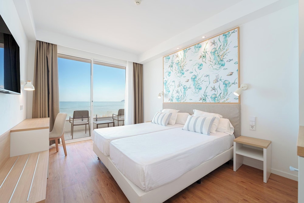 Globales Concord — Hotel rooms in Can Picafort, Balearic Islands
