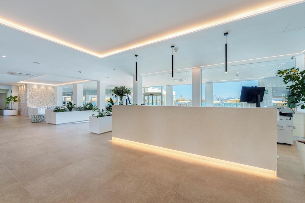 Globales Concord — Hotel building in Can Picafort, Balearic Islands