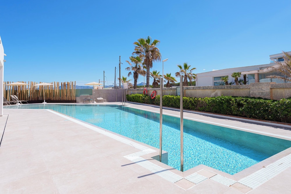 Globales Concord — Swimming pool in Can Picafort, Balearic Islands