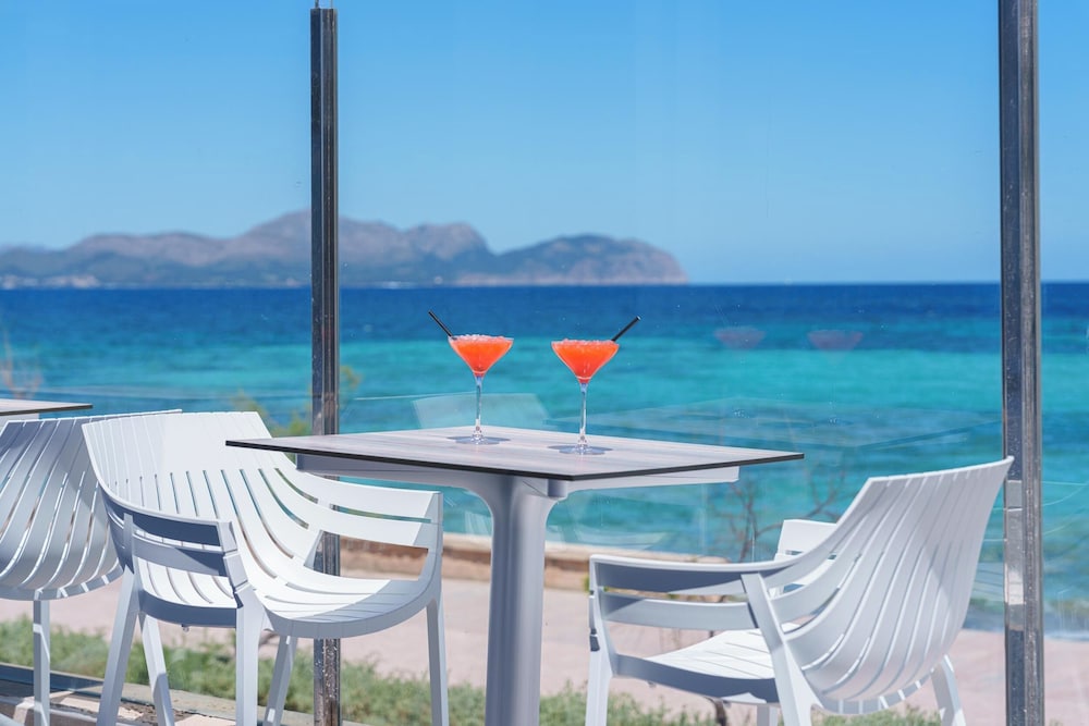 Globales Concord — Restaurant & bars in Can Picafort, Balearic Islands