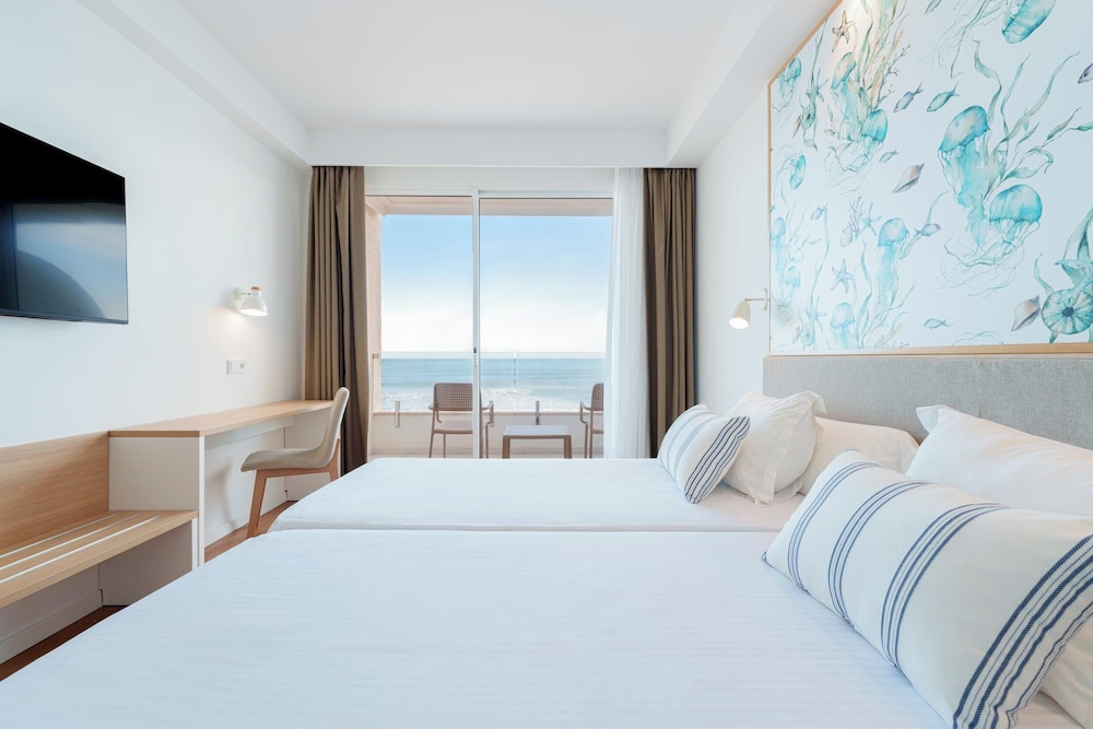 Globales Concord — Hotel rooms in Can Picafort, Balearic Islands