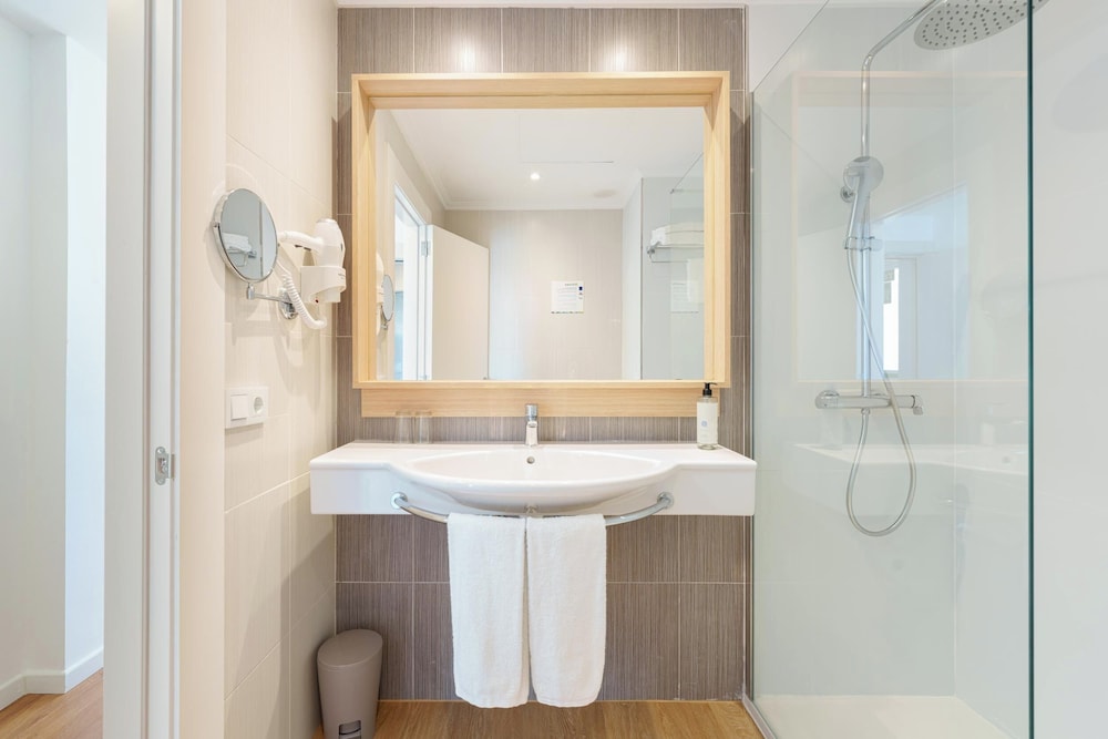Globales Concord — Hotel rooms in Can Picafort, Balearic Islands