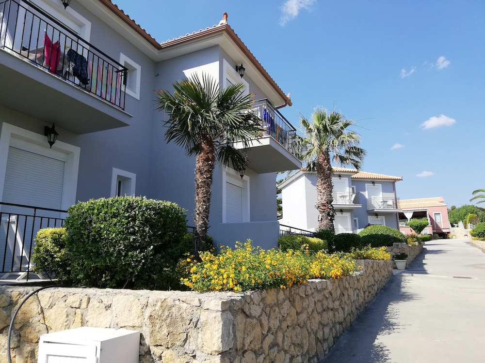 Astra Village Hotel Suites — Hotel building in Svoronata, Ionian Islands