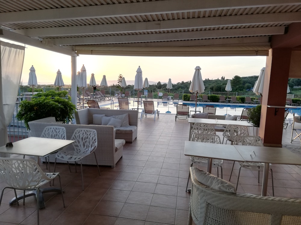 Astra Village Hotel Suites — Restaurant & bars in Svoronata, Ionian Islands
