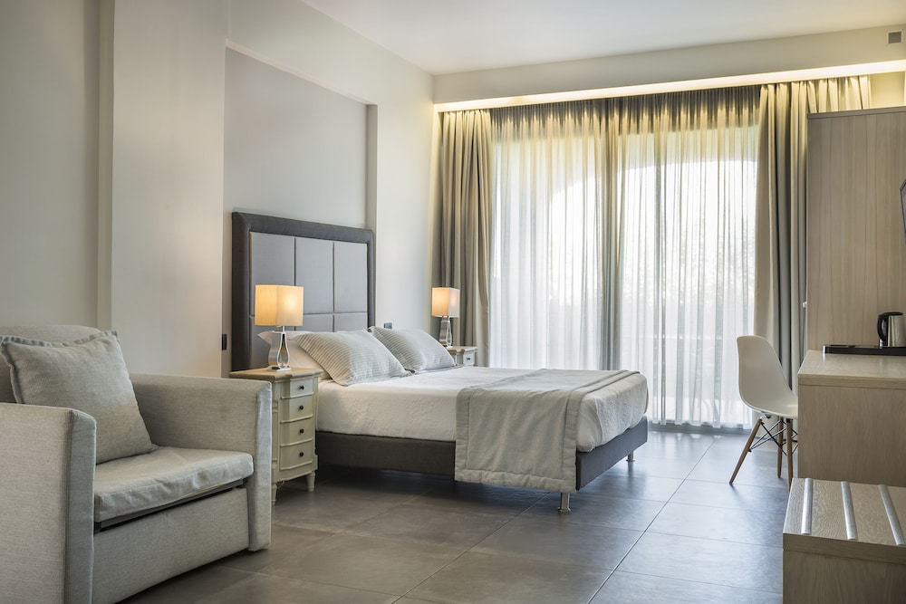 Astra Village Hotel Suites — Hotel rooms in Svoronata, Ionian Islands