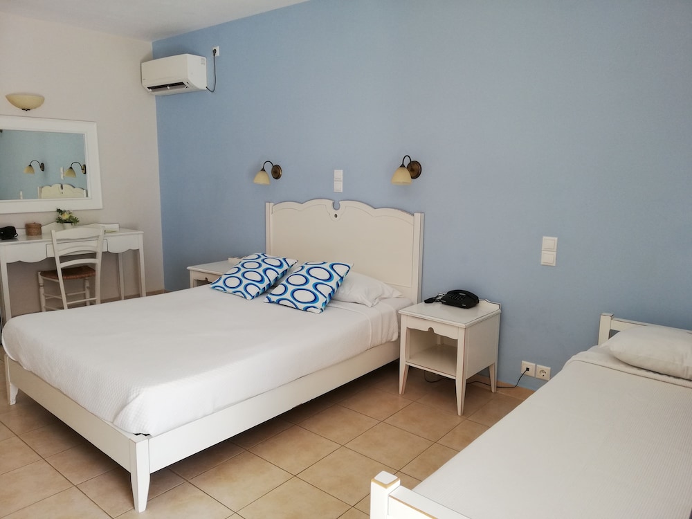 Astra Village Hotel Suites — Hotel rooms in Svoronata, Ionian Islands