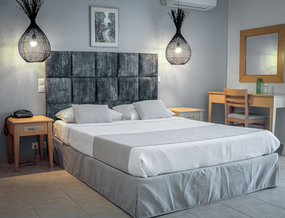 Astra Village Hotel Suites — Hotel rooms in Svoronata, Ionian Islands