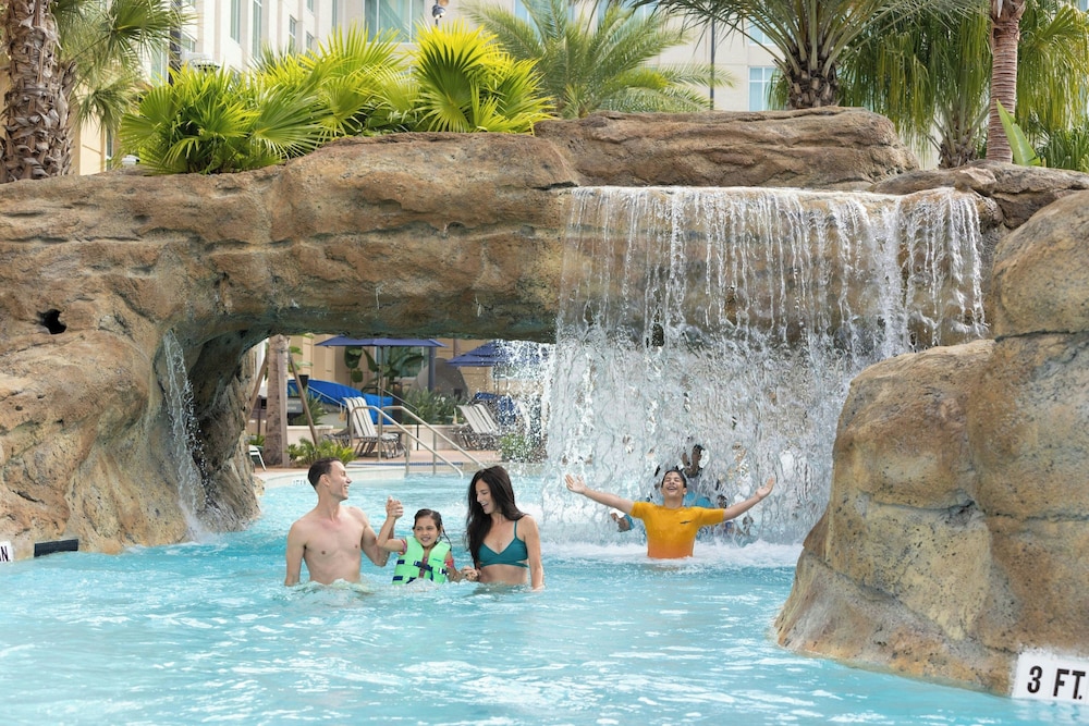 Gaylord Palms Resort & Convention Center — Swimming pool in Kissimmee, Florida