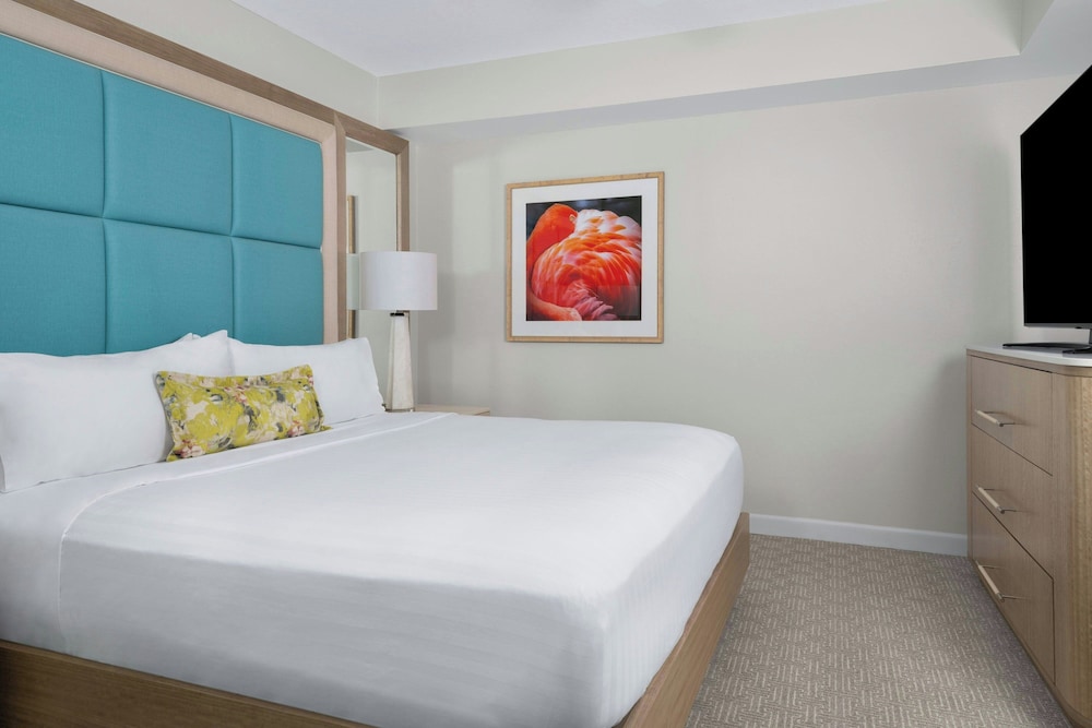 Gaylord Palms Resort & Convention Center — Hotel rooms in Kissimmee, Florida
