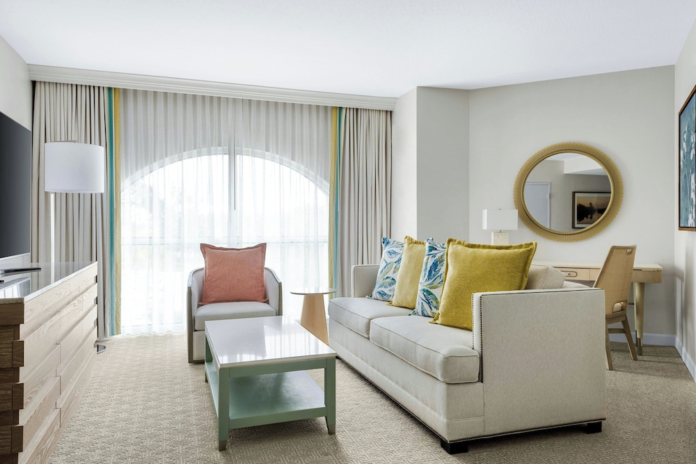Gaylord Palms Resort & Convention Center — Hotel rooms in Kissimmee, Florida