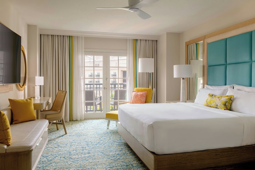 Gaylord Palms Resort & Convention Center — Hotel rooms in Kissimmee, Florida