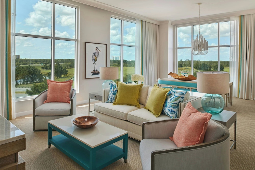 Gaylord Palms Resort & Convention Center — Hotel rooms in Kissimmee, Florida