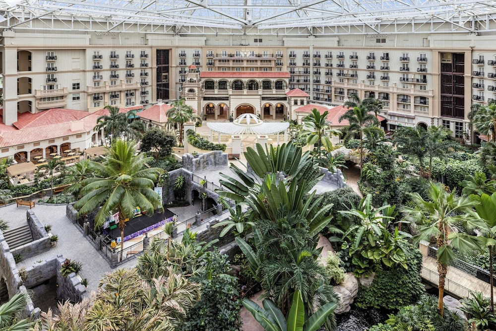 Gaylord Palms Resort & Convention Center — Hotel building in Kissimmee, Florida
