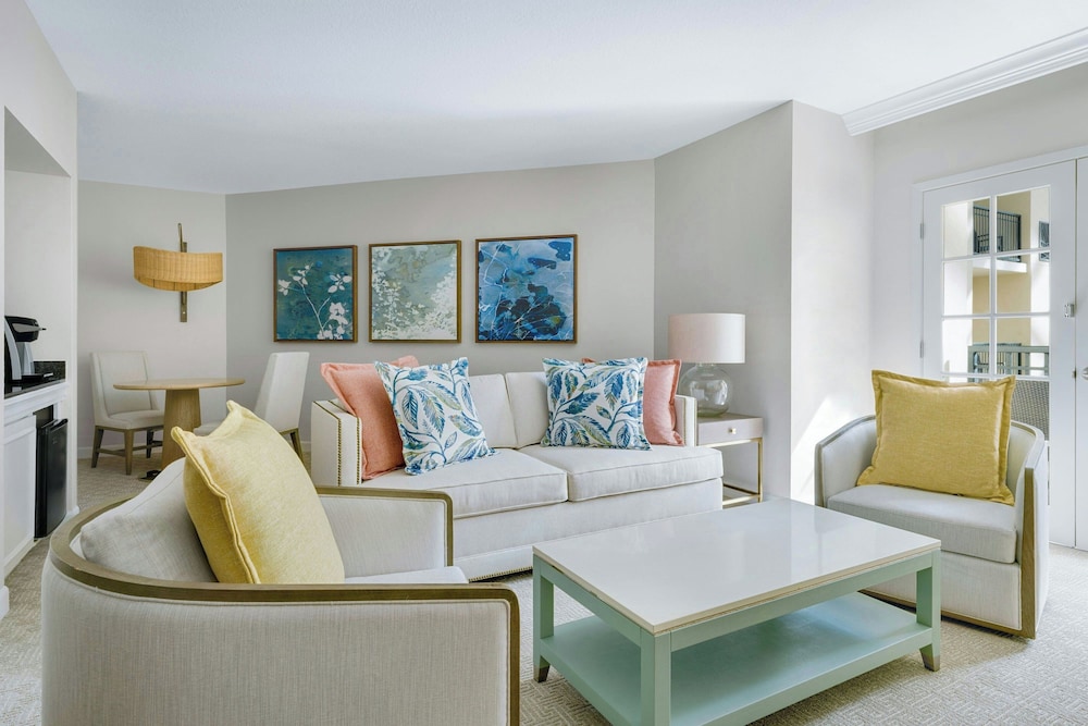 Gaylord Palms Resort & Convention Center — Hotel rooms in Kissimmee, Florida