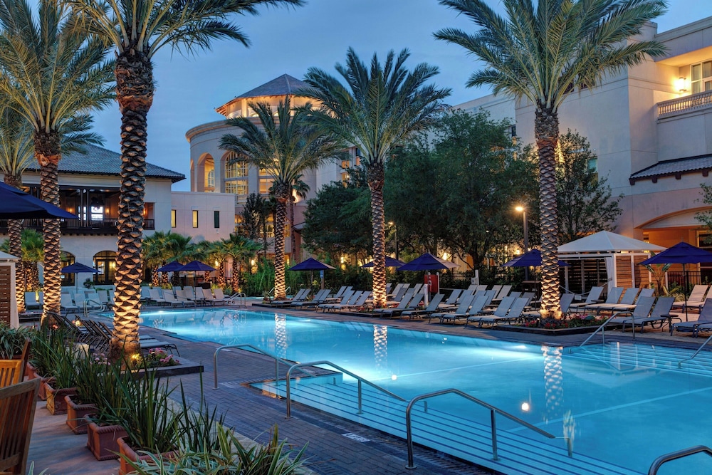 Gaylord Palms Resort & Convention Center — Swimming pool in Kissimmee, Florida